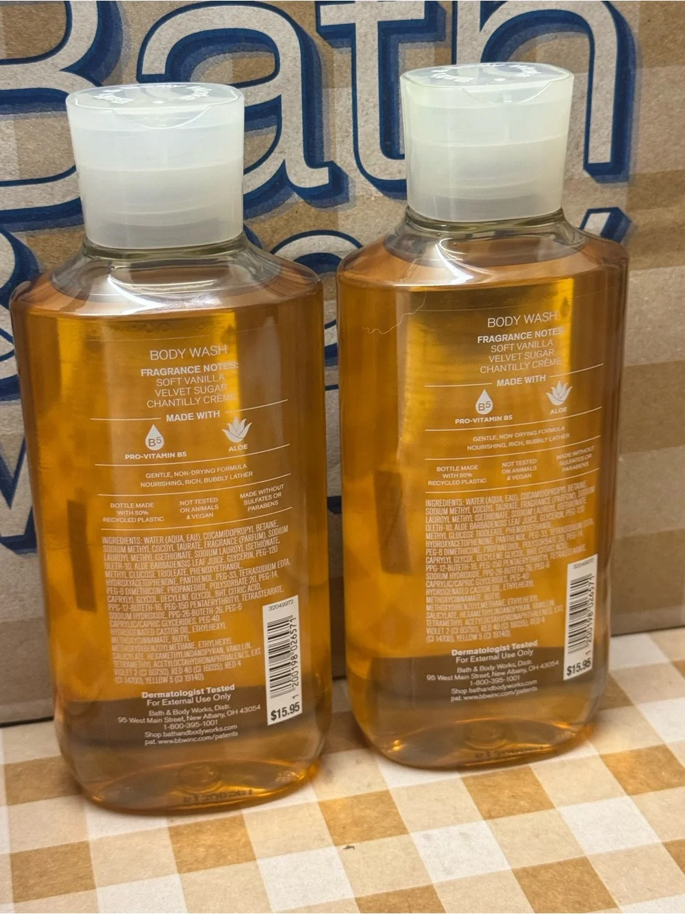 NEW B&BW (2) Wrapped In Vanilla Body Wash, 10 fl oz each